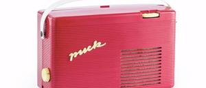 Es gab sie mal, die guten Dinge. Das Kofferadio Puck wurde 1951 von Albert Krause entworfen.