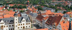 Blick vom Kirchturm St. Petri auf den mittelalterlichen Stadtkern der Berg- und Universitätsstadt Freiberg.
