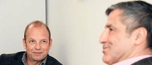 Die Pokal-Macher. Marco Baldi (links), 53, Geschäftsführer von Alba und Kaweeh Niroomand, 63, Manager der BR Volleys.