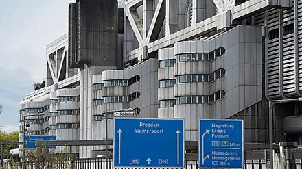 Jetzt gerade Unterkunft für Geflüchtete. Und später? Das ICC in Berlin.