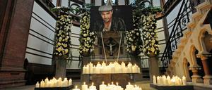 Der Jazzsänger war am 24. März im Alter von 45 Jahren an den Folgen eines Schlaganfalls gestorben.