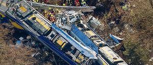 Die Unfallstelle des Zugunglücks in der Nähe von Bad Aibling in Bayern. 