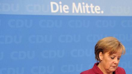 Bundeskanzlerin Angela Merkel setzt ungeachtet der Erfolge der rechtspopulistischen AfD auch künftig auf einen Kurs der politischen Mitte.