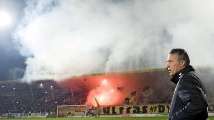 Aus dem Nebel. Uwe Neuhaus führte Dynamo Dresden zurück in die Erfolgsspur.