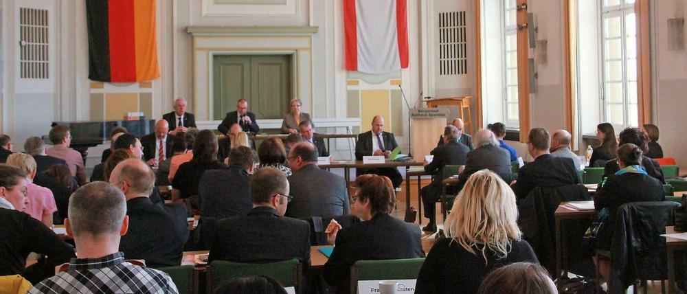 Die Generationen-BVV tagte im Bürger- statt im BVV-Saal des Rathauses.
