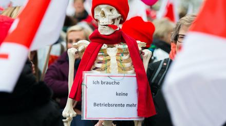 Potest: Wie Verdi wollen auch andere Gewerkschaften die Absicherung von Arbeitnehmern über Betriebsrenten verbessern.