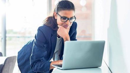 Wer nicht gleich auf Senden drückt, kann Fehler und wenig treffende Formulierungen noch korrigieren. 