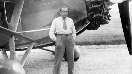 Antoine de Saint-Exupéry, hier vor seinem Flugzeug, war ein Freund von Léon Werth. 