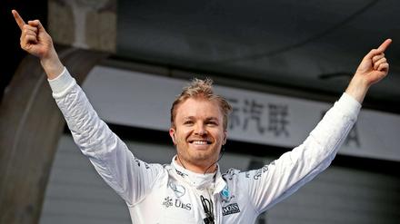 Ich mal wieder. Nico Rosberg nach seinem Triumph von Schanghai.