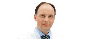 Dr. med. Andreas Pingsmann, Facharzt für Orthopädie und Unfallchirurgie an der Havelklinik in der Gatower Straße 191 in Berlin-Spandau.