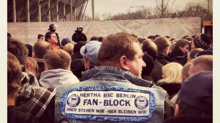 Holt die ollen Kutten raus, hier kommt Hertha - hier auwärts in Dresden.