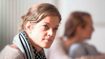 Bis hierhin – und wie weiter? Toni Lehmstedt (Marie Bäumer) sucht in der Klinik für psychische Erkrankungen nach einer passenden Therapie.