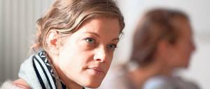 Bis hierhin – und wie weiter? Toni Lehmstedt (Marie Bäumer) sucht in der Klinik für psychische Erkrankungen nach einer passenden Therapie.