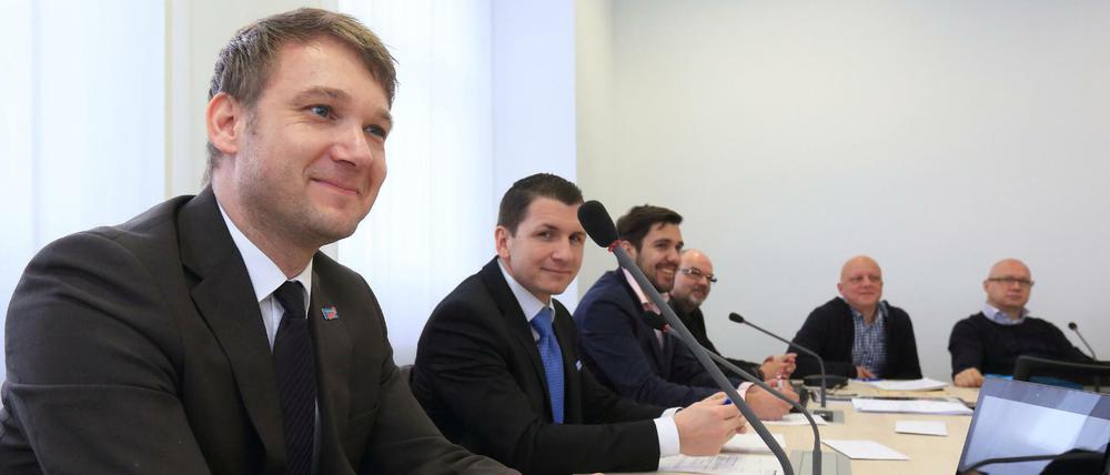 AfD-Fraktionssitzung in Sachsen-Anhalt, links deren Chef André Poggenburg