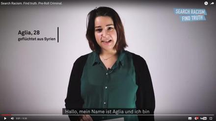 Aglia aus Syrien ist einer der neun Geflüchteten, die für "Search Racism. Find Truth" einen Sport gedreht hat.