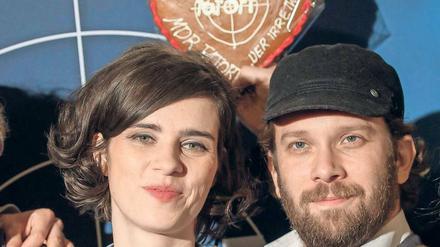 Zwei Herzen für Weimar. Was 2013 als einmaliger „Eventfilm“ aus Thüringen gestartet war, wird jetzt zur Gewohnheit: Der „Tatort“ mit Nora Tschirner und Christian Ulmen wird schon in diesem Jahr zwei Mal im Ersten laufen.