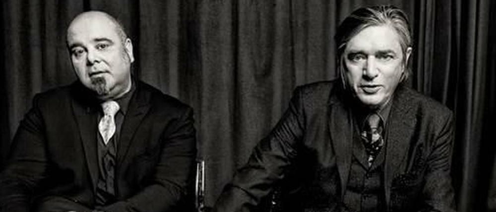 Der italienische Komponist Teho Teardo und der Berliner Sänger Blixa Bargeld.