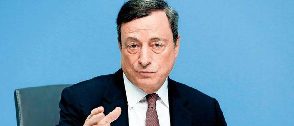 „Wir sind unabhängig.“ Mario Draghi erklärt den Disput mit Bundesfinanzminister Schäuble für beendet und will bis 2019 bleiben.