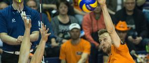 Paul Carroll (rechts) war mit 21 Punkten bester Berliner.