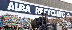 Der Entsorger und Umweltdienstleister Alba erzielt nach zwei verlustreichen Jahren wieder Gewinne.