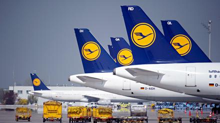 Maschinen der Lufthansa auf dem Flughafen "Franz Josef Strauß" in München.