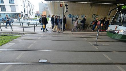 Rotlichtmilieu. In Augsburg werden die Bodenampeln bereits getestet.