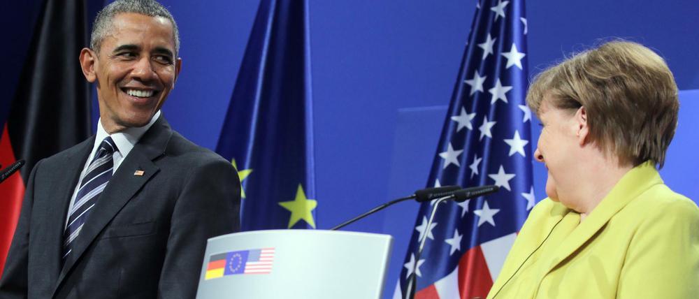 Barack Obama und Angela Merkel geben eine Pressekonferenz in Hannover.