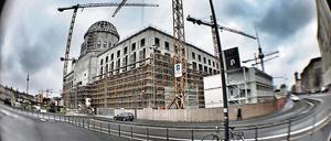 Vor allem Verkehr - über die Gestaltung des Schloss-Umfeldes sind sich Schwarz und Rot nicht grün.