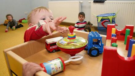 Ab September 2016 werden schrittweise die Kita-Gebühren von Kindern bis zu drei Jahren wegfallen.
