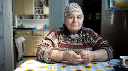 Selbstsiedlerin Baba Walja in ihrem Haus in Tschernobyl: illegale Rückkehr, halblegales Leben.