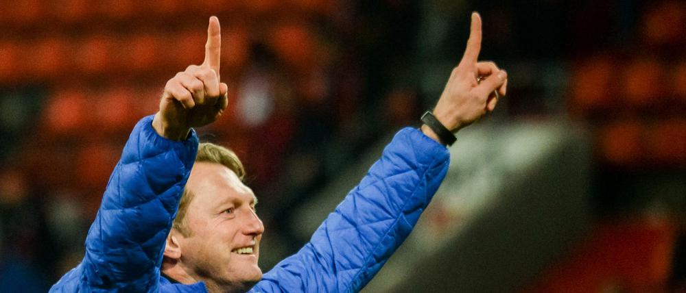 Weiter nach oben. Ralph Hasenhüttl zieht es anscheinend zu einem Verein mit größeren Ambitionen als Ingolstadt.