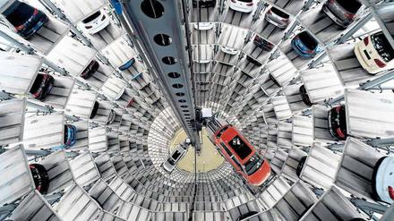 Alles dreht sich ums Auto, in der Stadt, und in den riesigen Parkplatzsilos auf dem VW-Gelände.