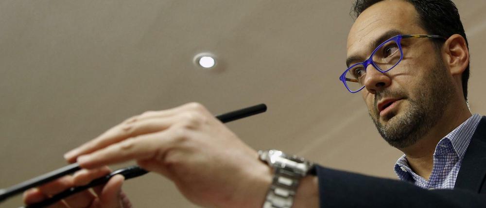 Antonio Hernando, Sprecher der Sozialisten, würde den Vorschlag von Compromís akzeptieren.