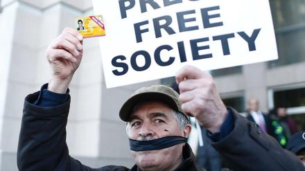 Protest für die Pressefreiheit: Die Türkei versucht kritischen Journalismus mundtot zu machen.