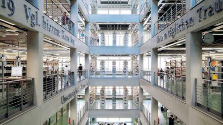 Gute Lehre. Lob gibt es für die UdK. Hier die Bibliothek von UdK und TU. 