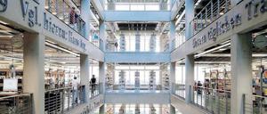 Gute Lehre. Lob gibt es für die UdK. Hier die Bibliothek von UdK und TU. 