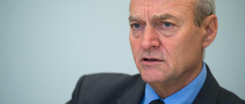Gerhard Schindler, scheidender Präsident des Bundesnachrichtendienstes (BND). Möglicherweise will die Regierung ihn durch einen Schweigsameren ersetzen.
