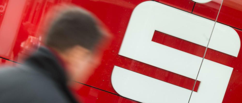 Mehrere Sparkassen planen eine gemeinsame Handy-App.