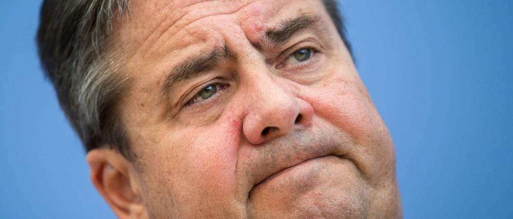 Bundeswirtschaftsminister Sigmar Gabriel (SPD) ist krank und muss seine Iran-Reise absagen.