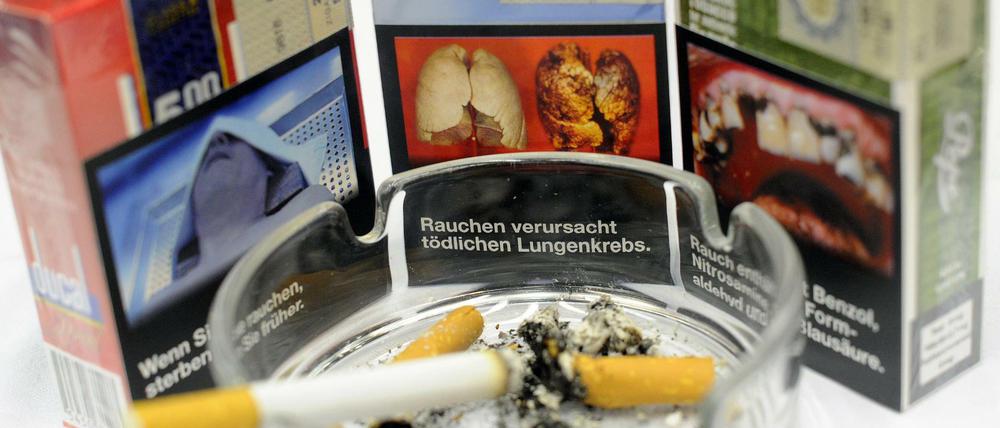 So oder ähnlich wie diese Muster werden Zigarettenschachteln ab dem 20. Mai aussehen.