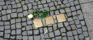 Stolpersteine in der Berliner City West.