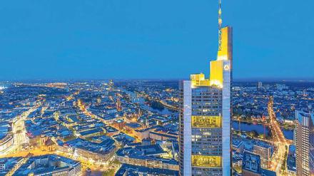 In der Zentrale der Commerzbank im Frankfurter Westend ist die Stimmung derzeit alles andere als gold.