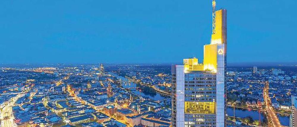 In der Zentrale der Commerzbank im Frankfurter Westend ist die Stimmung derzeit alles andere als gold.