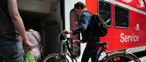 Künftig soll es einfacher werden, mit dem Fahrrad in Regionalzügen zu reisen – dank umgebauter Abteile in den Wagen.