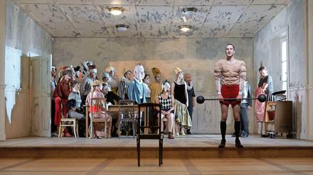 Szene aus der Inszenierung von "Mittelreich" der Münchner Kammerspiele.