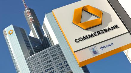 Die Commerzbank soll Aktionären beim sogenannten "Dividendenstripping" geholfen haben.