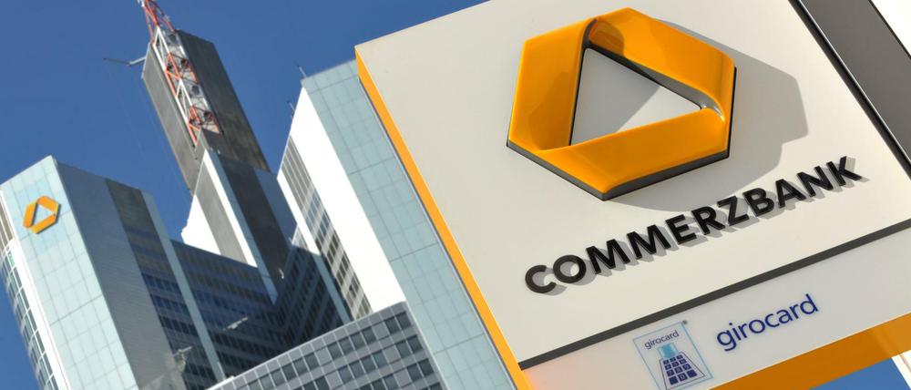 Die Commerzbank soll Aktionären beim sogenannten "Dividendenstripping" geholfen haben.