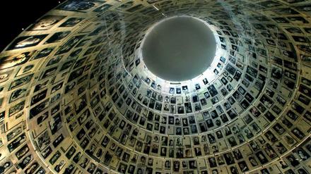 Der Blick zeigt die Halle der Namen im neuen Holocaust-Geschichtsmuseum in der Gedenkstätte Yad Vashem.