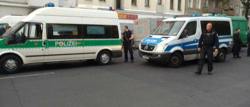 Polizeieinsatz in der Sickingenstraße in Moabit.