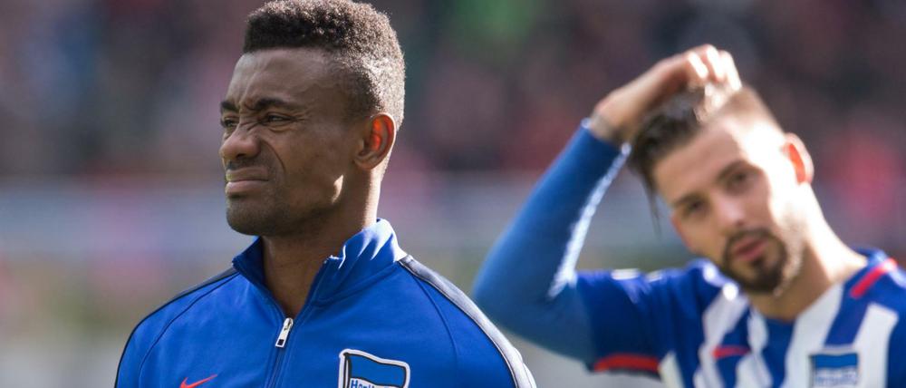 Skeptische Blicke. Was ist für Hertha BSC und Salomon Kalou in den letzten beiden Spielen noch drin?